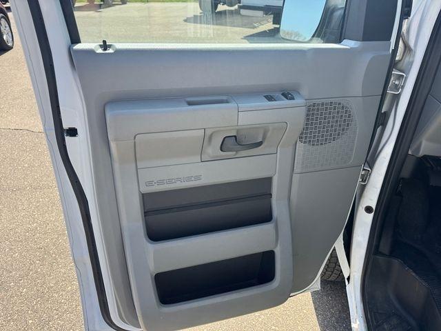 Ford Econoline  2010