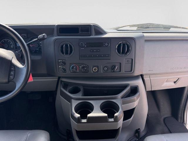 Ford Econoline  2010