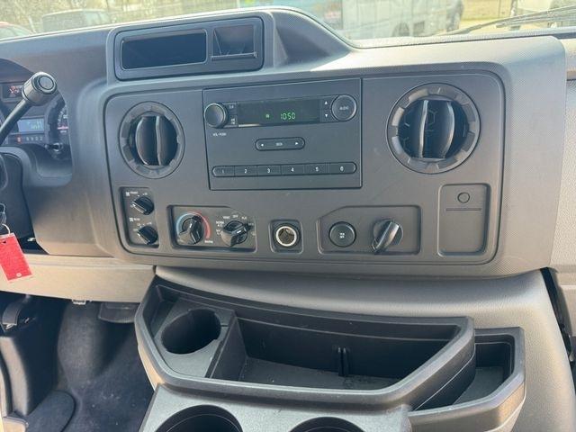 Ford Econoline  2010