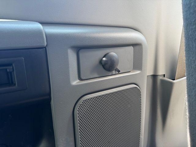 Ford Econoline  2010