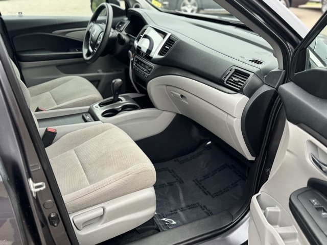 Honda Pilot  2017 Honda Pilot  2017