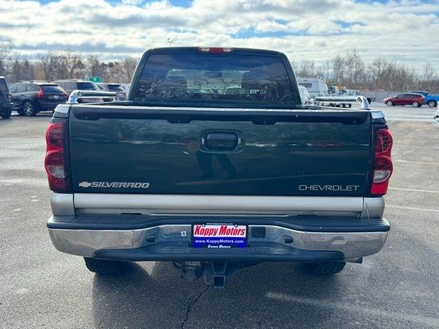 Chevrolet Silverado 1500  2004