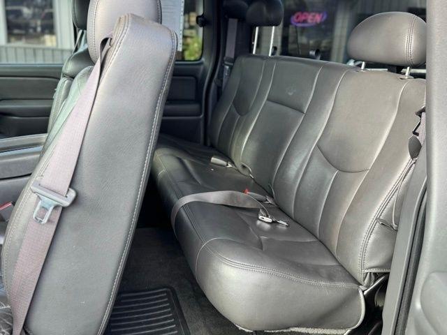 Chevrolet Silverado 1500  2004