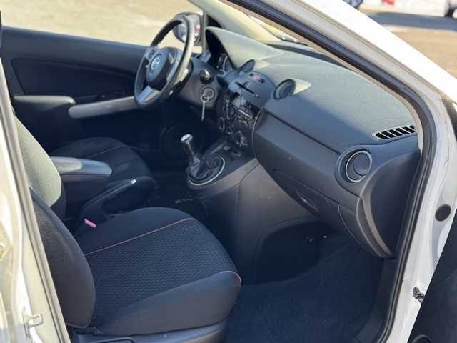 Mazda MAZDA2  2013