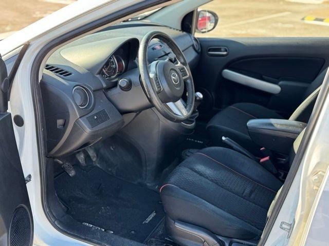 Mazda MAZDA2  2013