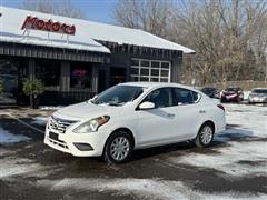 2015 Nissan Versa 