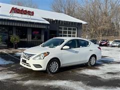 2015 Nissan Versa 