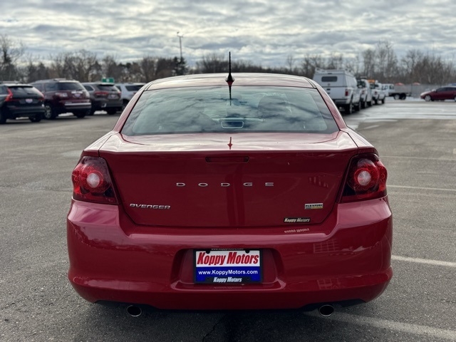 Dodge Avenger SE 2012