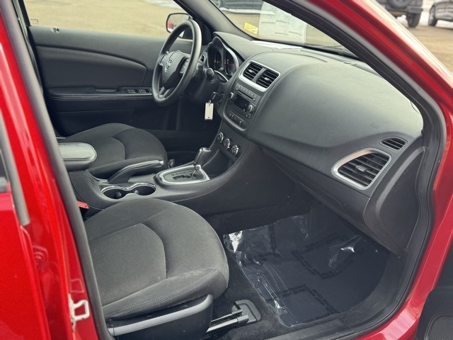 Dodge Avenger SE 2012