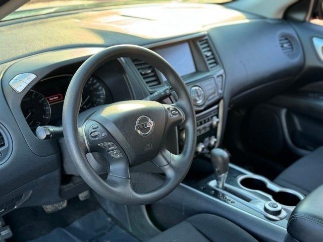 Nissan Pathfinder  2018