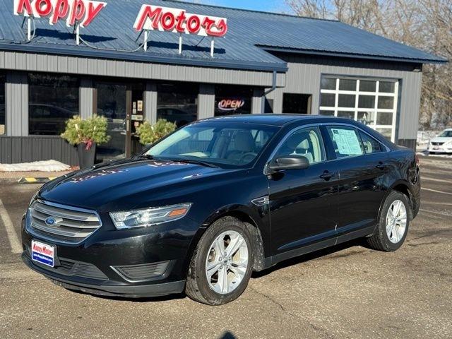 Ford Taurus  2015