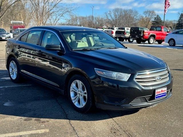 Ford Taurus  2015