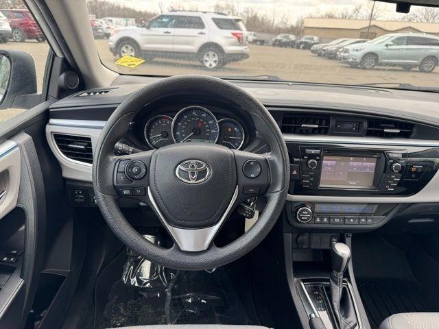 Toyota Corolla  2014