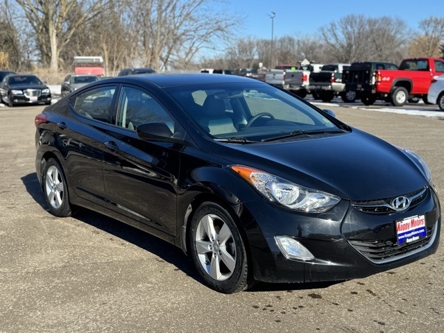 Hyundai Elantra  2013