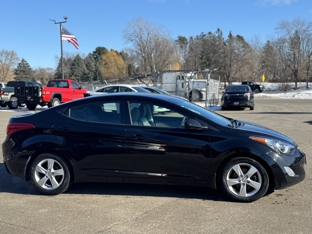 Hyundai Elantra  2013