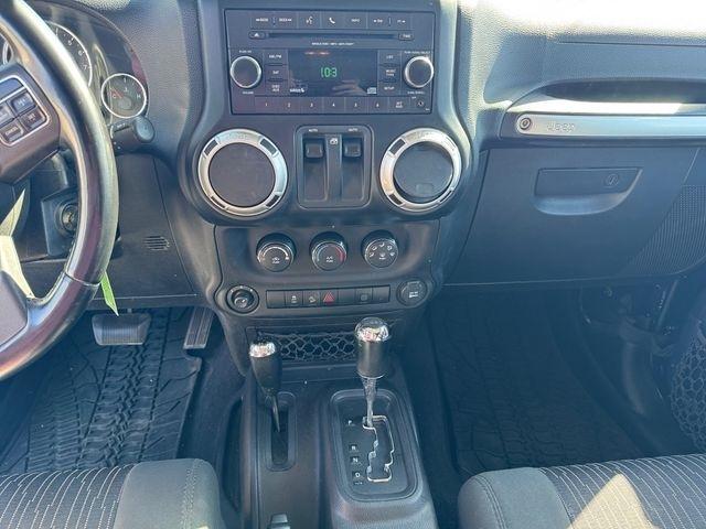Jeep Wrangler  2012