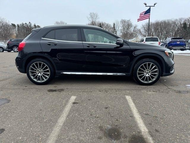 Mercedes-Benz GLA-Class  2018