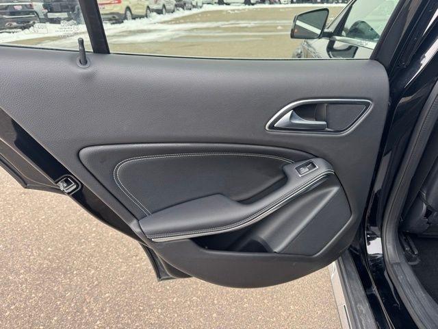 Mercedes-Benz GLA-Class  2018