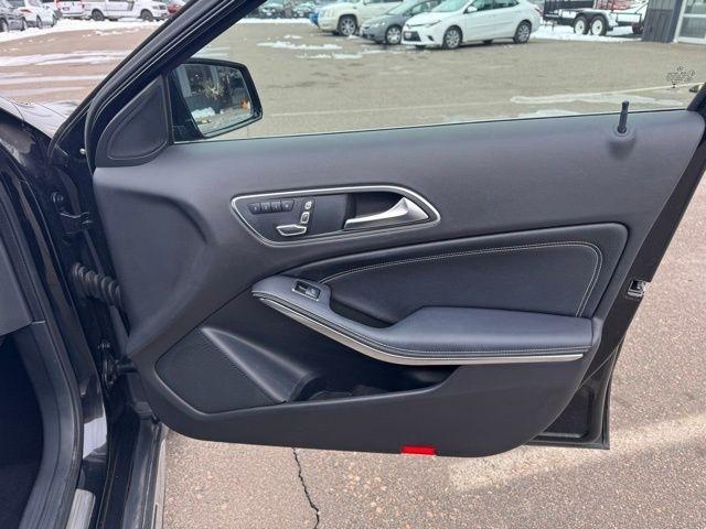 Mercedes-Benz GLA-Class  2018