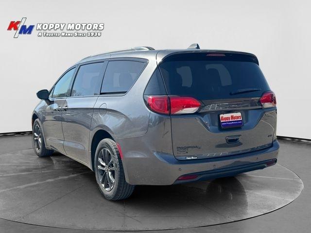 Chrysler Pacifica  2020