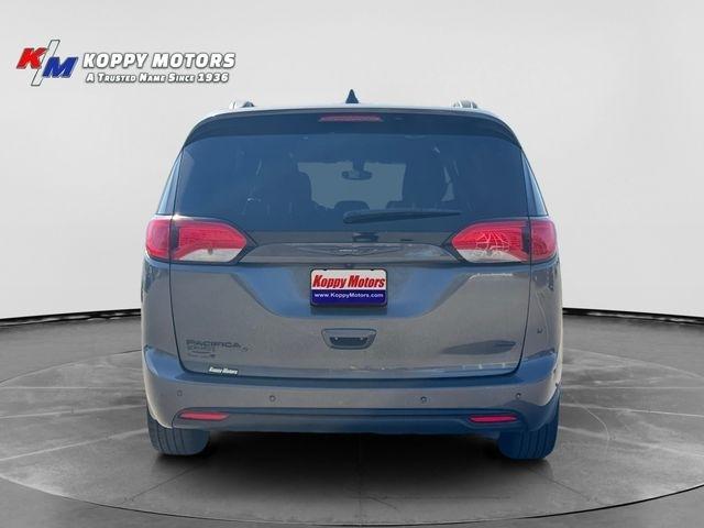 Chrysler Pacifica  2020