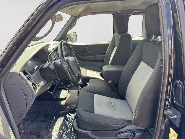 Ford Ranger  2011