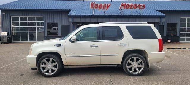 Cadillac Escalade  2010