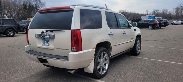 Cadillac Escalade  2010