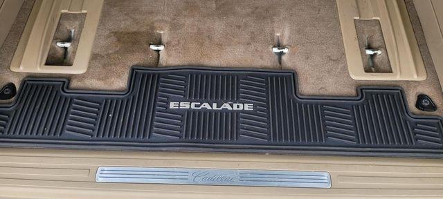 Cadillac Escalade  2010