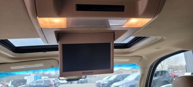 Cadillac Escalade  2010