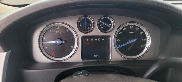 Cadillac Escalade  2010