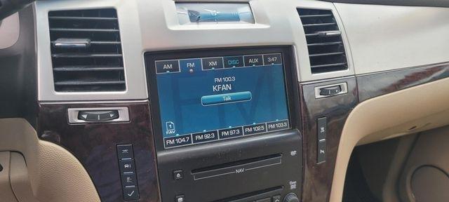 Cadillac Escalade  2010