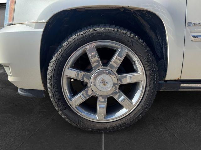 Cadillac Escalade  2010