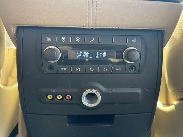 Cadillac Escalade  2010