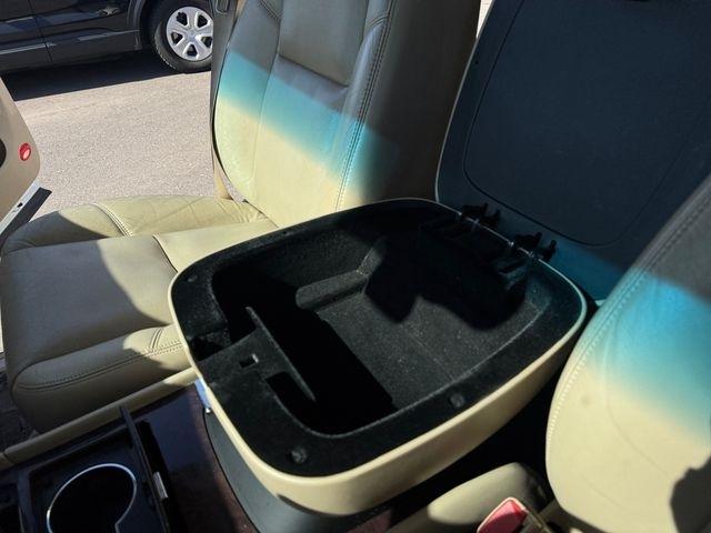 Cadillac Escalade  2010