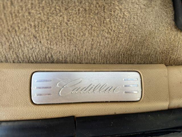 Cadillac Escalade  2010