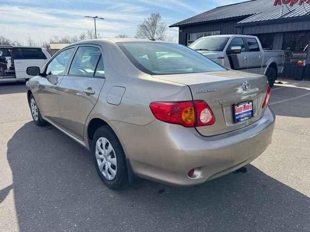 Toyota Corolla  2009