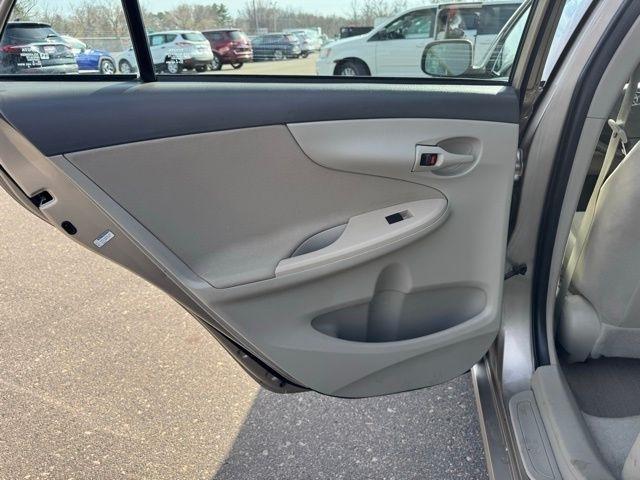 Toyota Corolla  2009