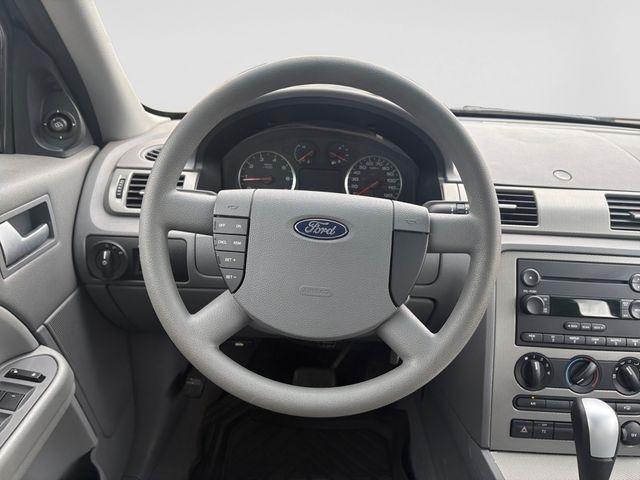 Ford Five Hundred  2005