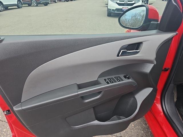 Chevrolet Sonic  2012