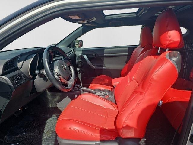 Scion tC  2012