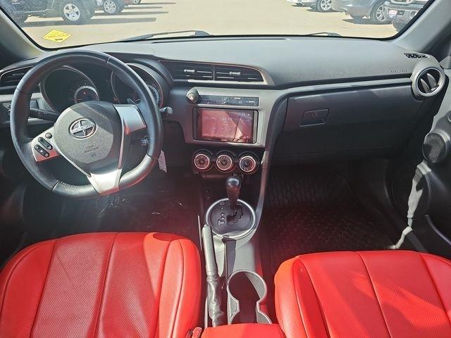 Scion tC  2012