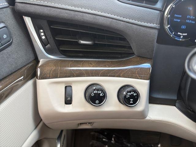 Cadillac Escalade  2020