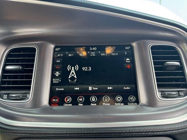 Dodge Charger  2020