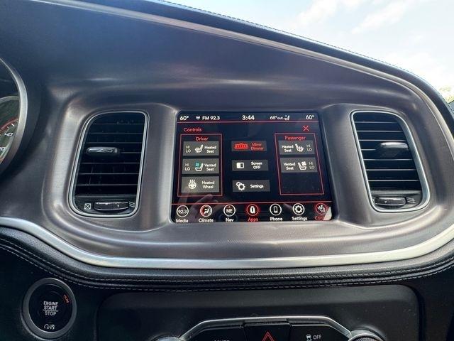 Dodge Charger  2020