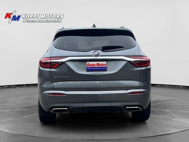 Buick Enclave  2021