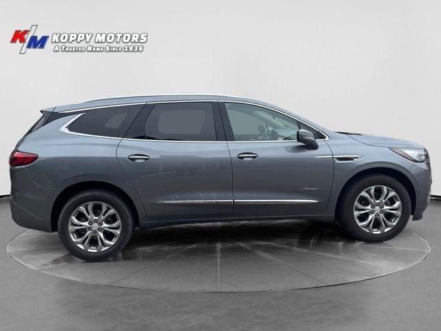 Buick Enclave  2021