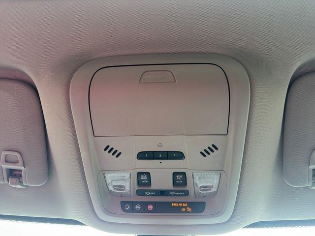 Buick Enclave  2021