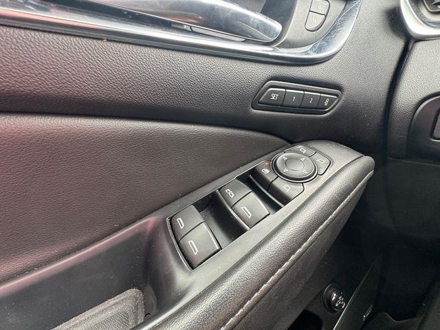 Buick Enclave  2021