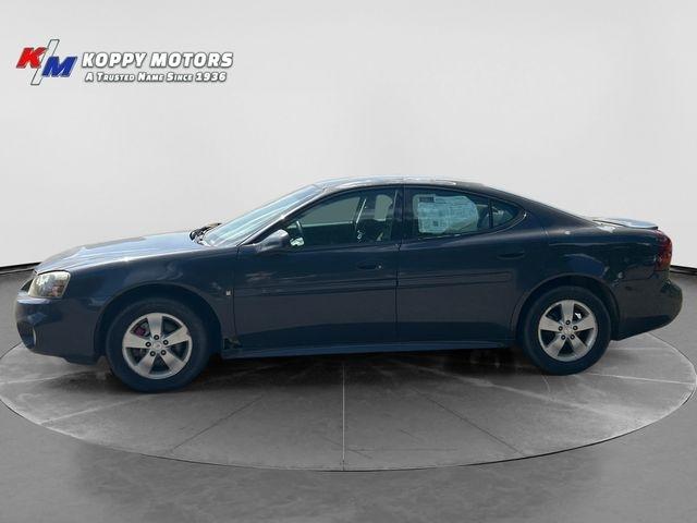 Pontiac Grand Prix  2008